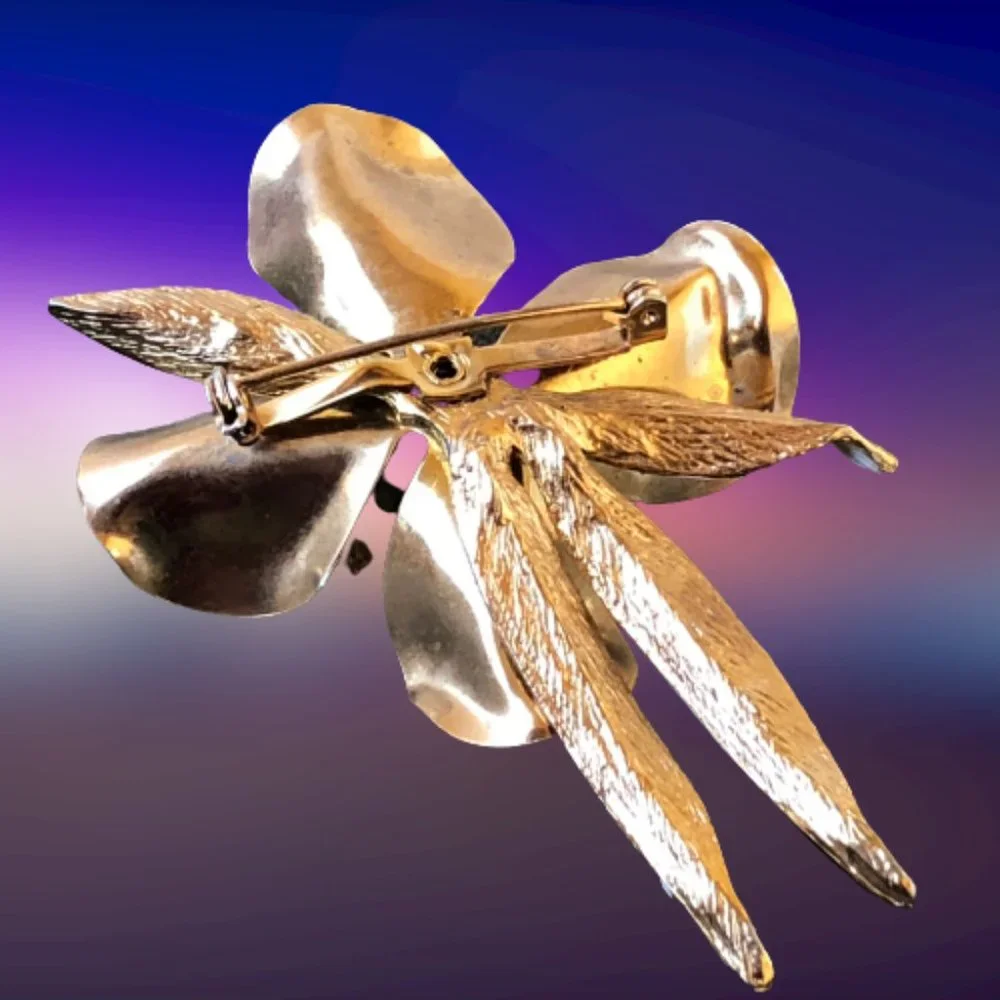 Enameled IRIS Flower Brooch Gray White Goldtone Vintage Pin